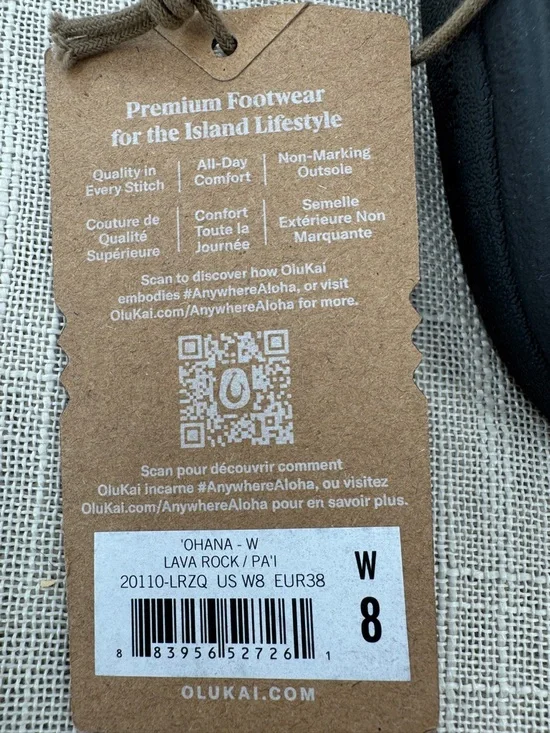 New OluKai Ohana Black and White Floral Flip Flops - NWT - Picture 5 of 6